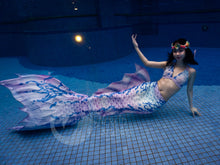 Load image into Gallery viewer, Winter Mirage swimmable mermaid tail [LEGACY FABRIC]

