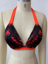 Load image into Gallery viewer, [NSxMC] Blood Boiling triangle bikini top
