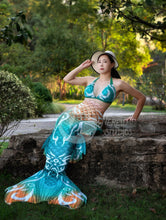Load image into Gallery viewer, Solar Surfer [Mini Fluke] swimmable mermaid tail
