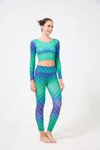 Load image into Gallery viewer, Scale Print Leggings
